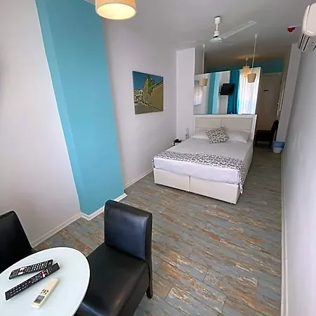 Larimar Cesme *