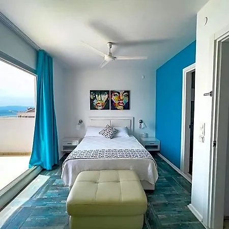 Hotel Larimar Cesme