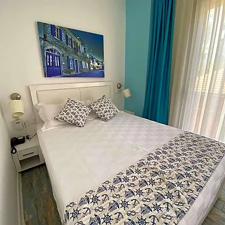 Larimar Cesme מלון