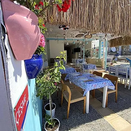 Larimar Cesme * Ciftlikkoyu