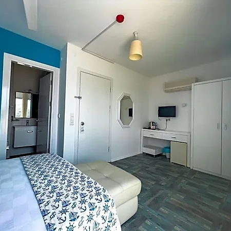 Larimar Cesme Hotel