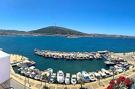 Hotel Larimar Cesme