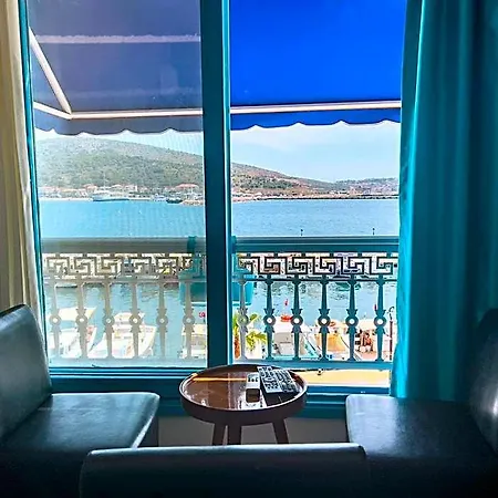 Larimar Cesme